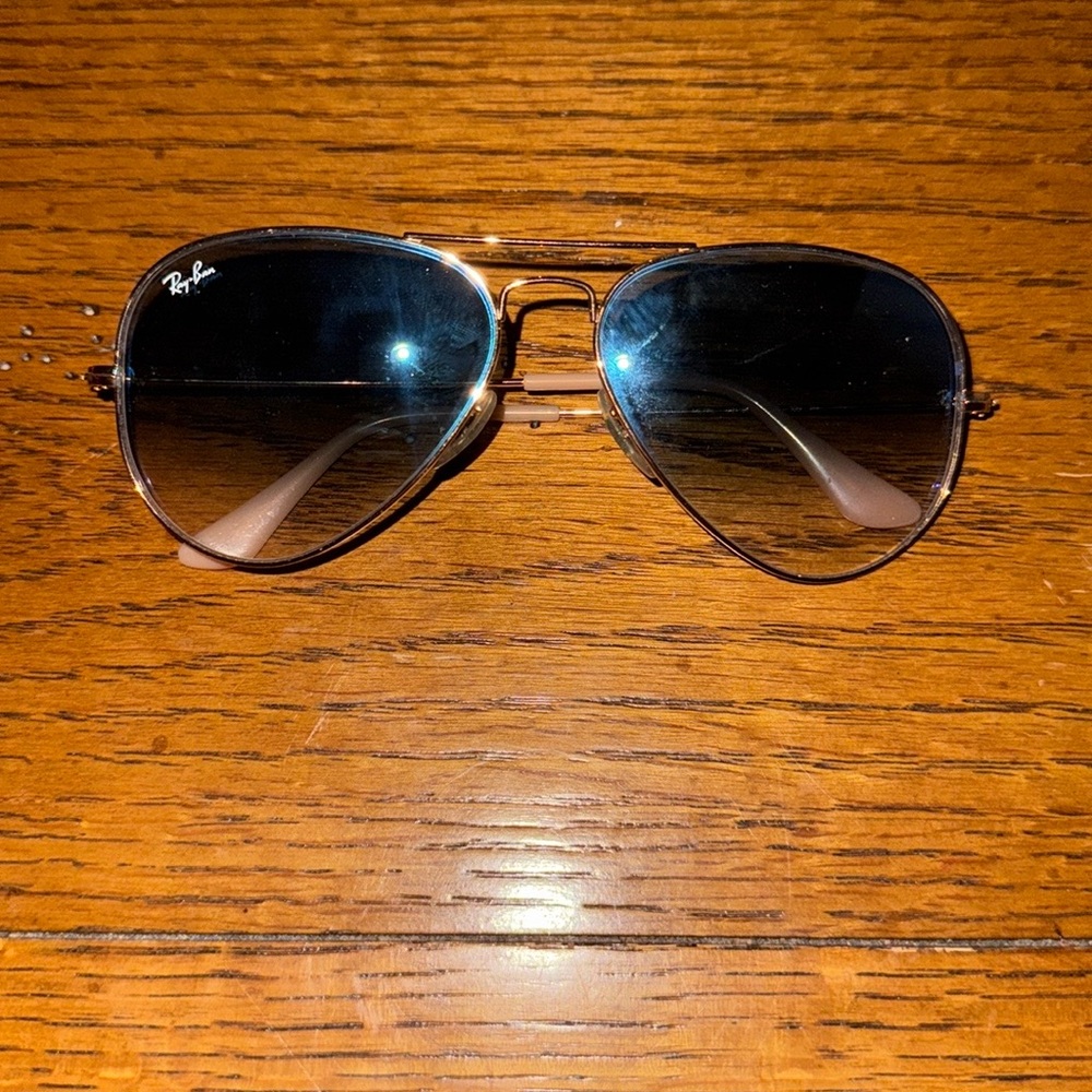 Ray-Ban Aviator Sunglasses with Dark Lenses